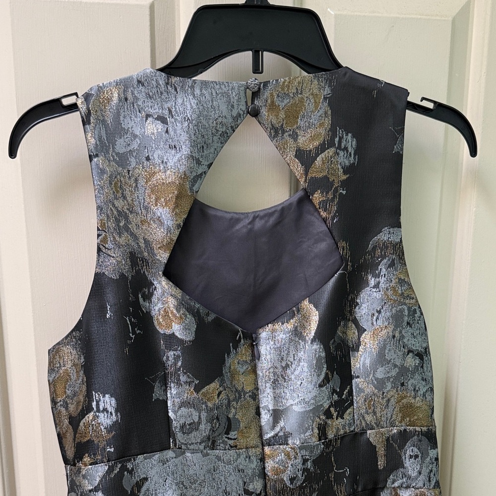 Eliza J Jewel-Neck Metallic Dress - Picture 5 of 8